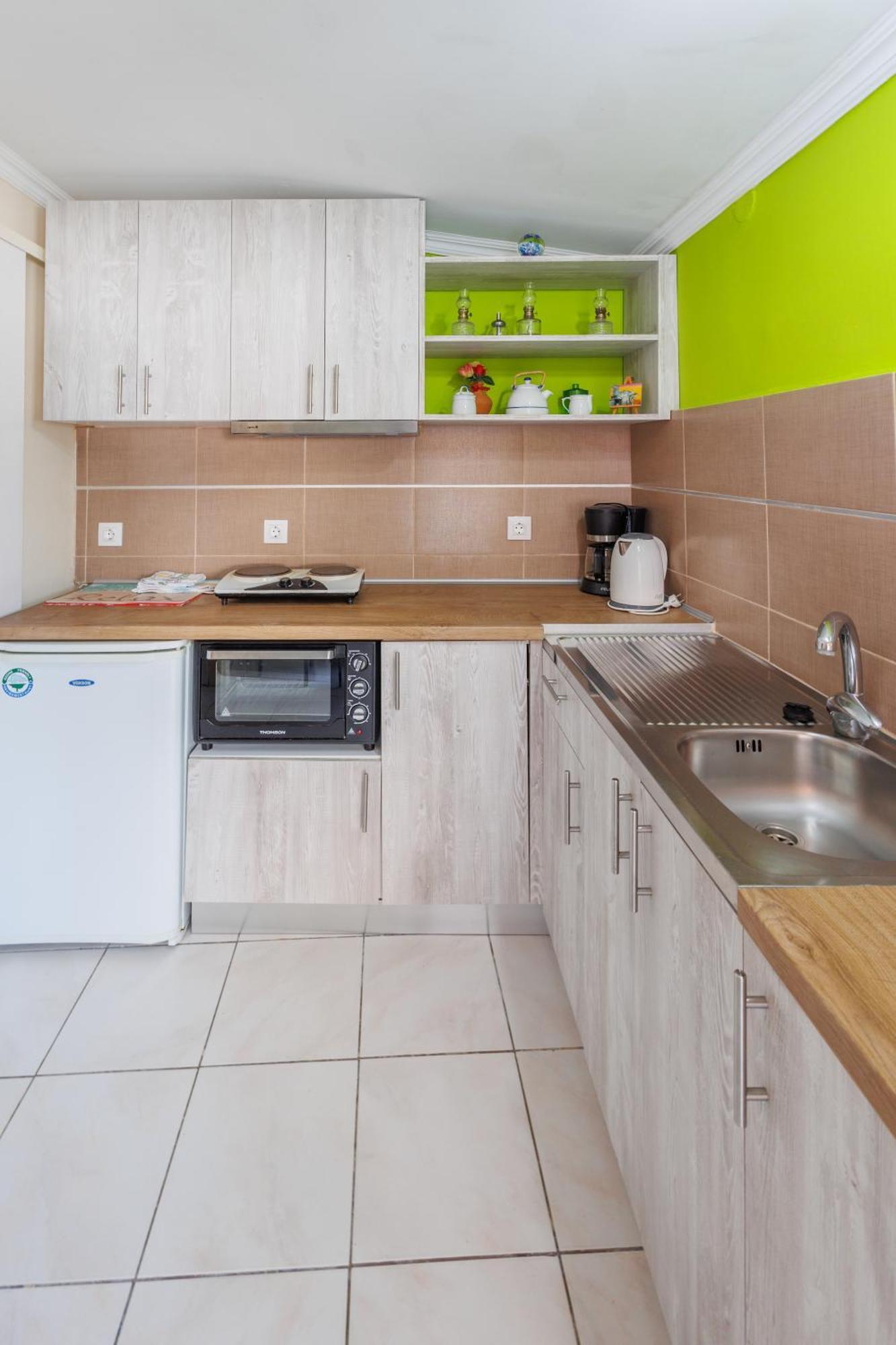 Ponte Rossa Apartments ปาเลโอกัสไตรซา ภายนอก รูปภาพ